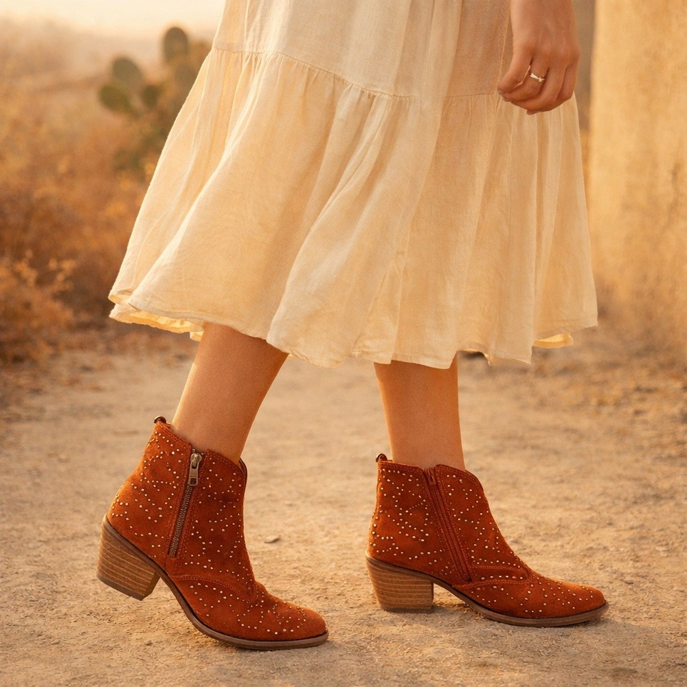 Dingo Burnt Orange Suede Studded Western‎ Ankle Boots Size 10 Cowgirl Booties